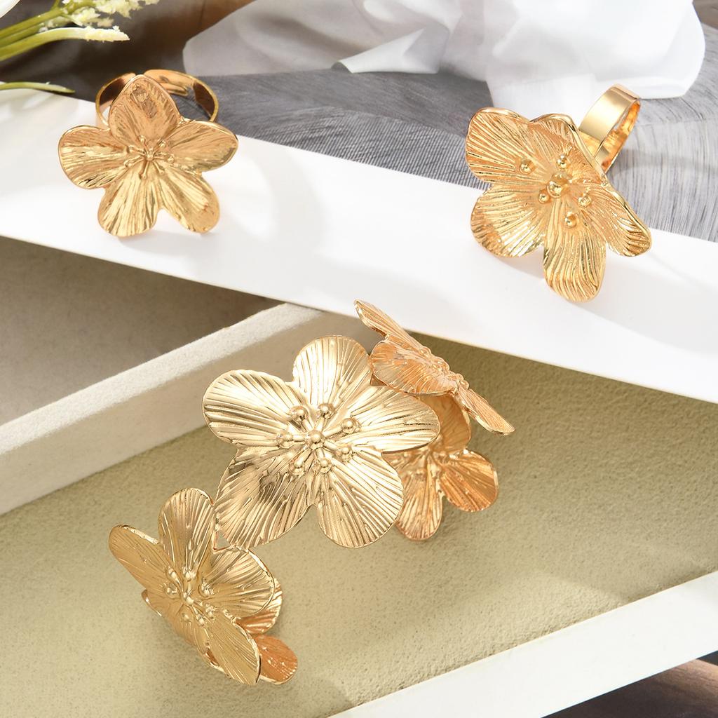 3Pcs/Set Fashion Metal Large Flower Splicing Bracelet for Women Trend Open Flowers Bangle Rings Sets Party Holiday Jewelry Gifts