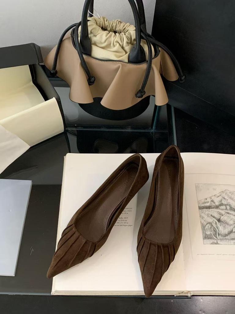 French Temperament Niche Pointed Single Shoes Women's Shoes 2025 New Spring Black Commuter Evening Shoes