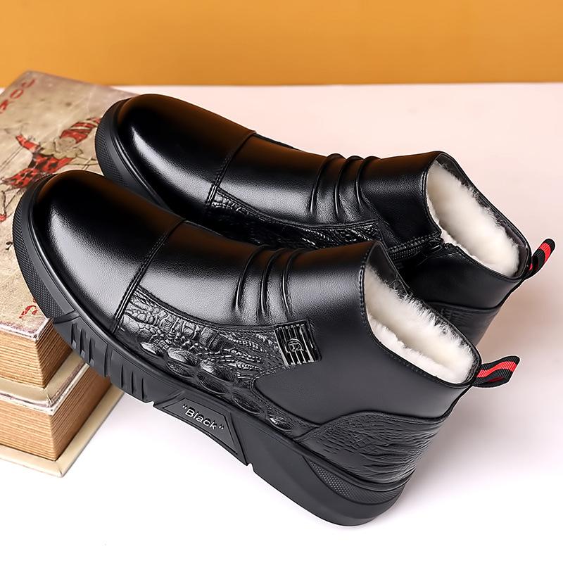 New Men's Leather Boots 2025 Men's Trendy Plush Winter Cotton Shoes Fashion British Style Boots Men's Shoes