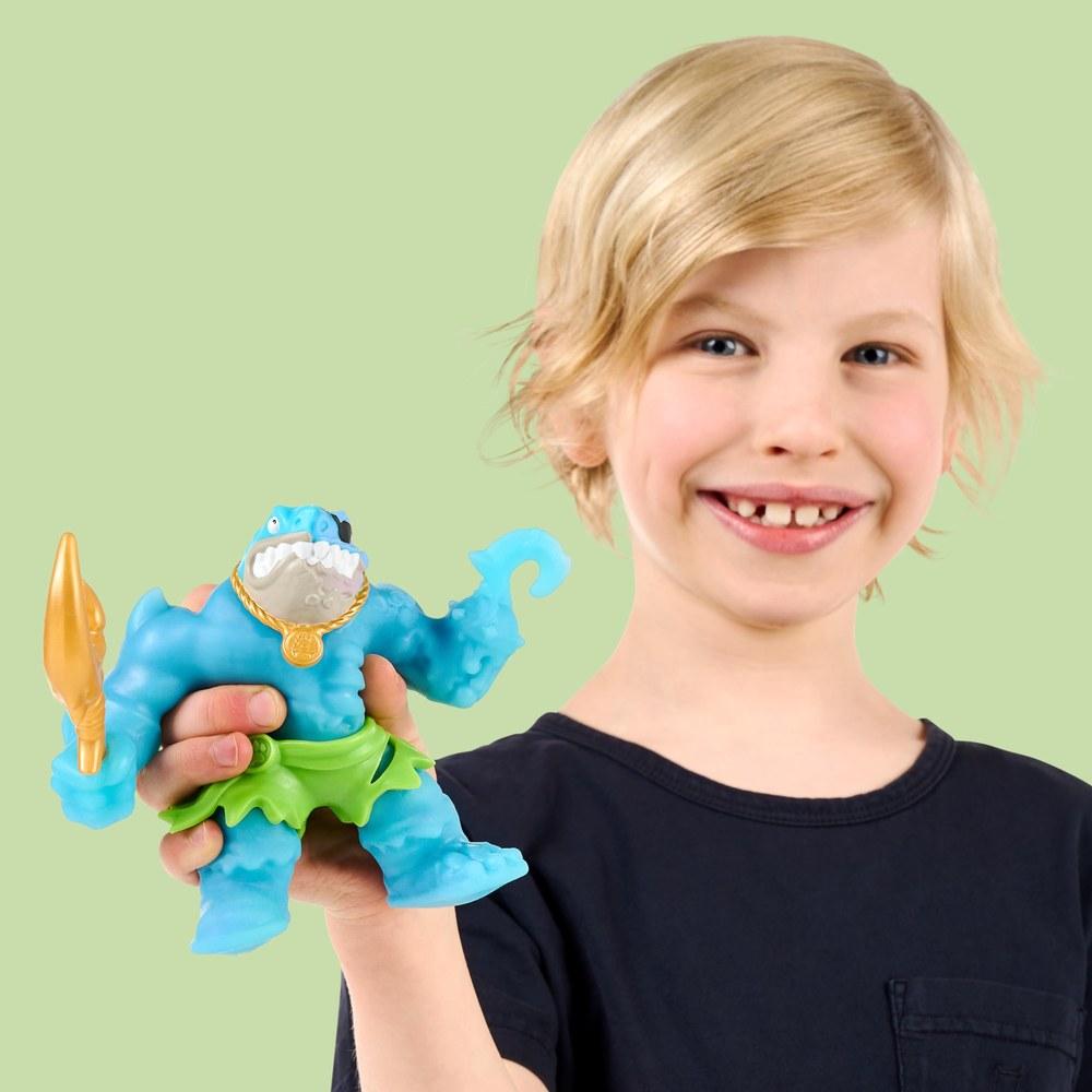 Heroes of Goo Jit Zu Cursed Goo Sea Action Figure Hero Pack Changes Color Extends Up to 3 Times Size 42664