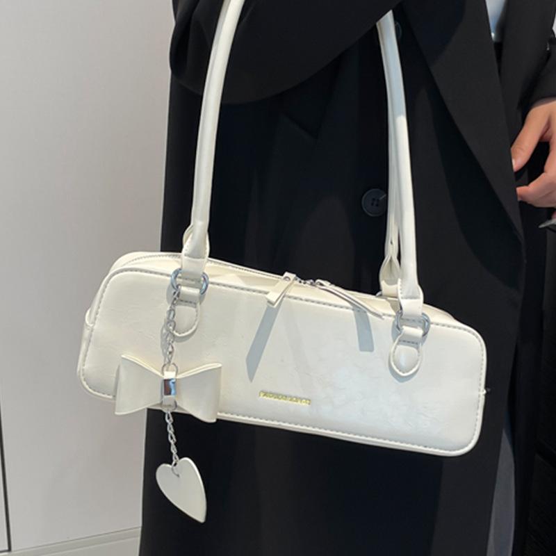 Niche design single shoulder underarm bag women's handbag pillow bag 2025 new versatile fashion baguette bag