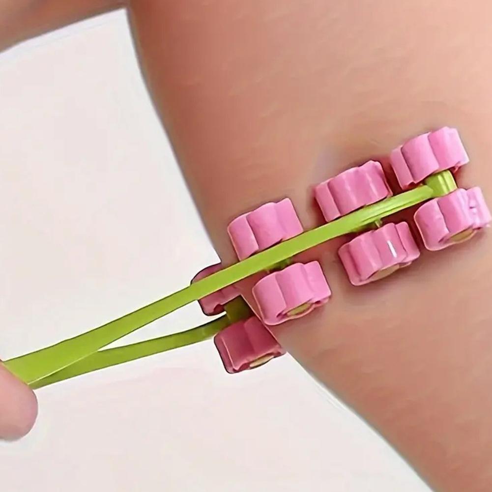 Flower Shape Facial Massage Roller Double Clips V Face Lifting Tool Portable Jaw Massager for Skin Tightening and Sculpting