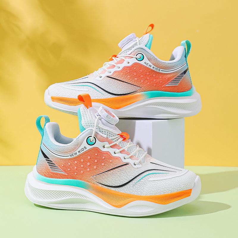 Classmates Boys 7-12 Years Old Breathable Mesh Rotating Buttons Boys Students Lightweight Running Shoes Breathable and Lightweight