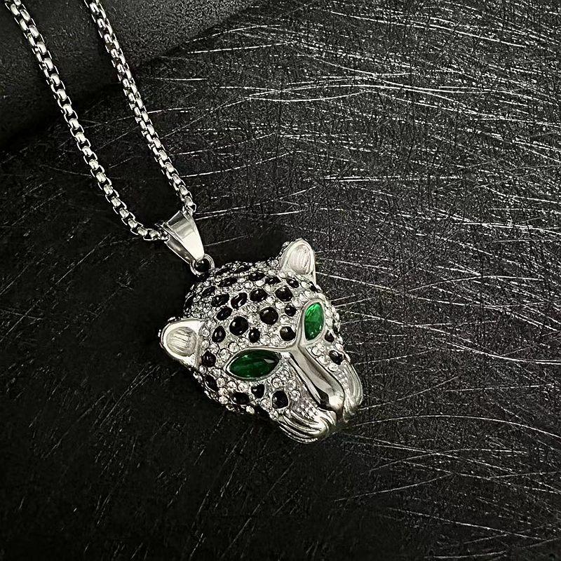 Bijoux Hip-hop Européens et Américains Collier Pendentif Tête de Léopard Yeux Rouges et Verts