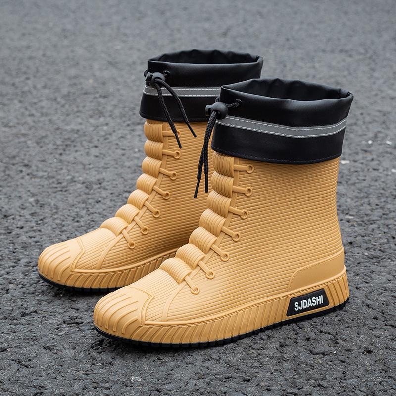 Unisex Wasserdichte Kurze Regenstiefel: Fleecegefüttert, Warm, Rutschfest, Abriebfest, Bequemes Freizeit-Schuhwerk.