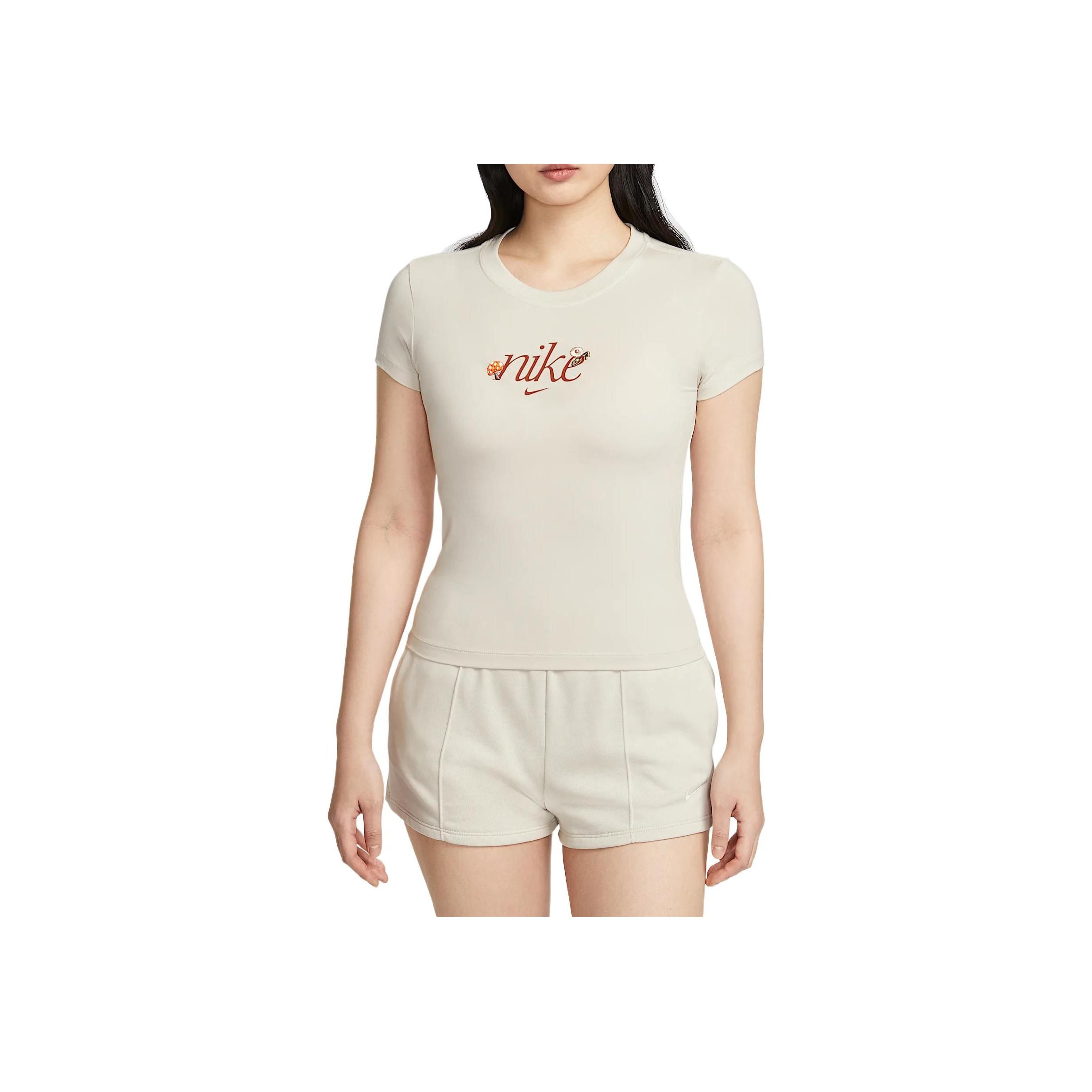 

Nike Sportswear Women s Slim Fit Knit T-Shirt Light Orewood Brown HF9723-104 M