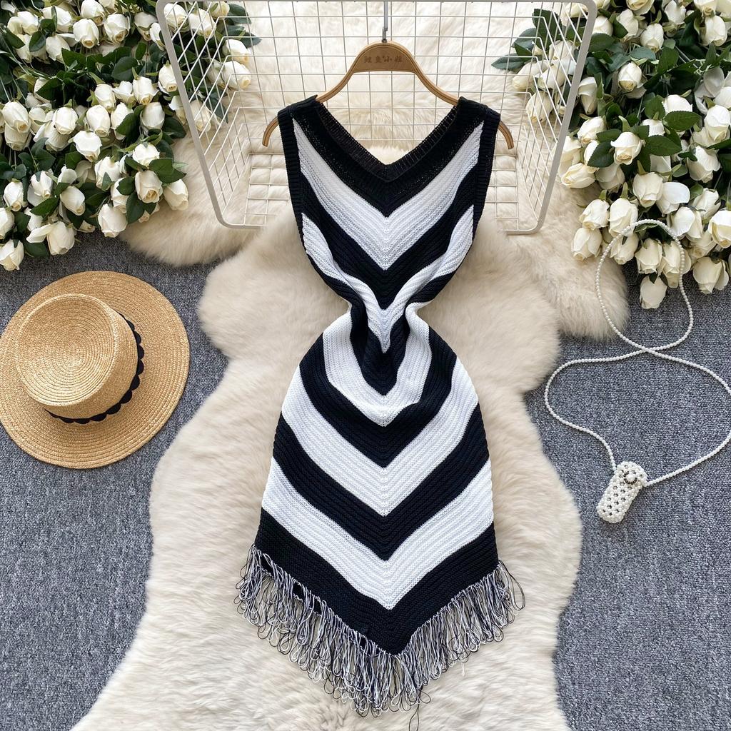Summer Women Casual V-neck Sleeveless Knitted Tassel Striped Sweater Slim Bodycon Mini Short Sheath Dresses