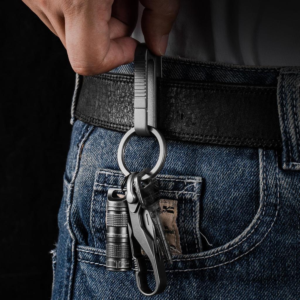 [TISUR] Keychain Titanium Belt Carabiner Stylish Key Clip Car Bicycle