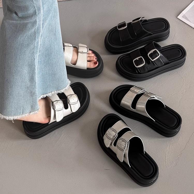 Platform slippers women's summer wear new belt buckle open-toed casual beach shoes muffin bottom one-word sandals