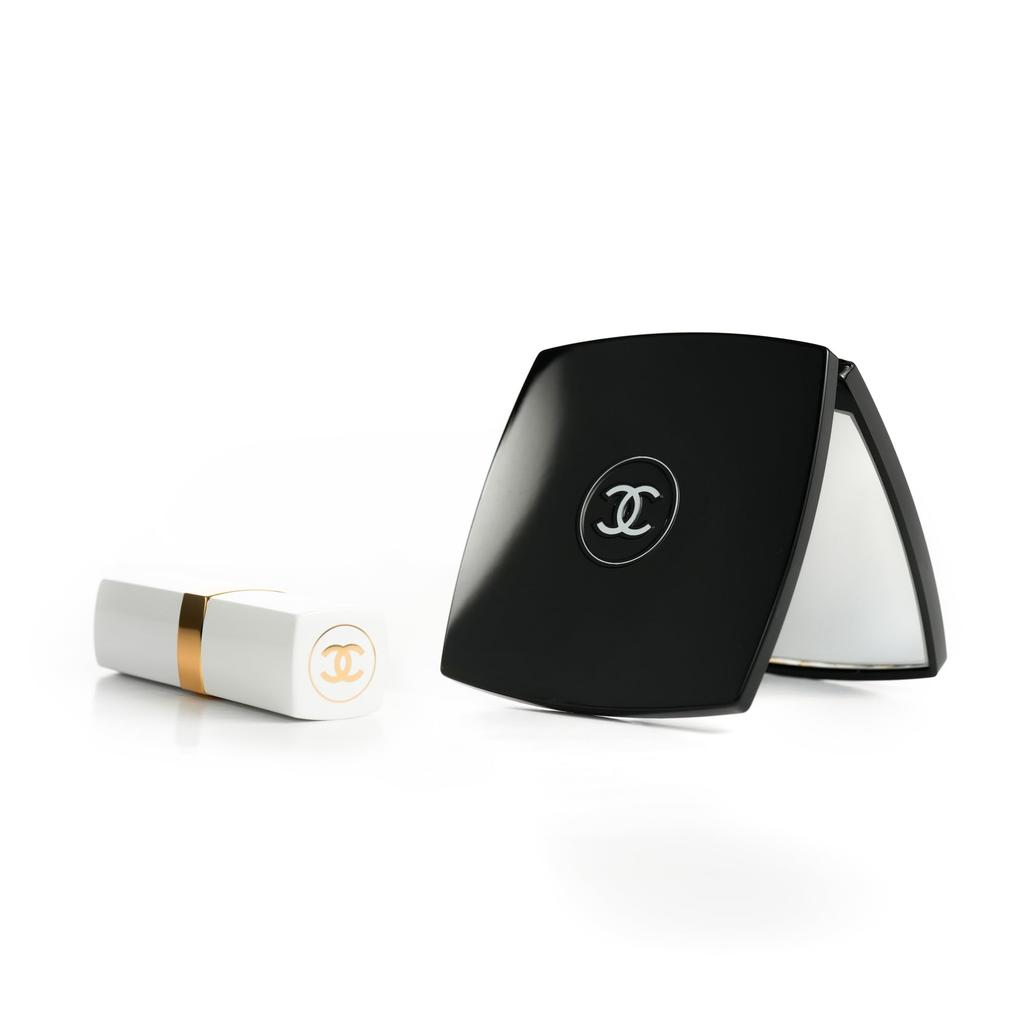 With Official Gift CHANEL Rouge Coco Baume Dreamy Miroir Double Facette Cosmetics Compact Mirror Perfect for White Day and Includes Genuine Shopping