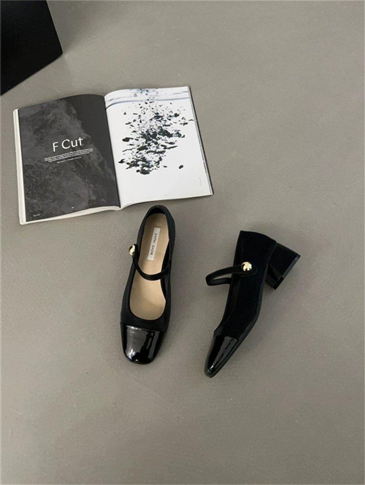 

French high-heeled Mary Jane shoes women s spring 2025 new temperament splicing square head thick heel single shoes commuter ladyshoes 35