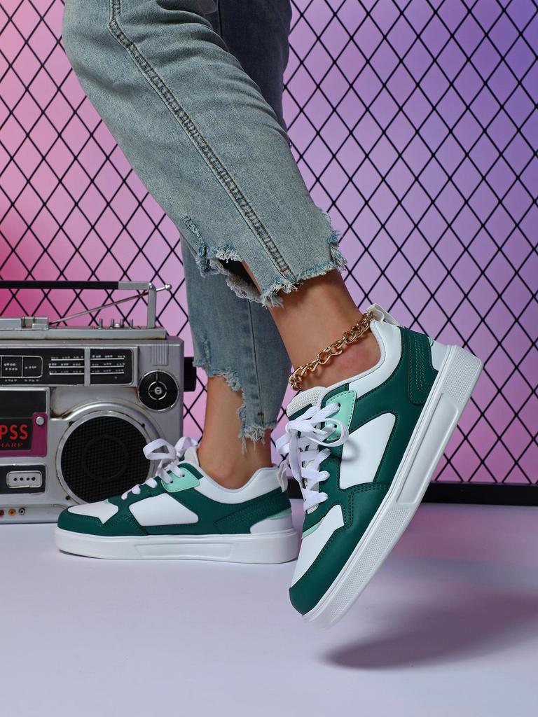 Korean Style Trendy Thick-Soled Skateboard Shoes - Comfortable Casual Flats for Couples