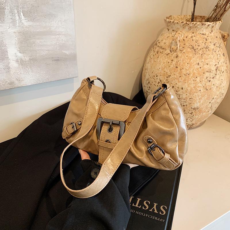 Stylish Versatile Solid Color Shoulder Bag With Unique Crescent Shape For Daily Use