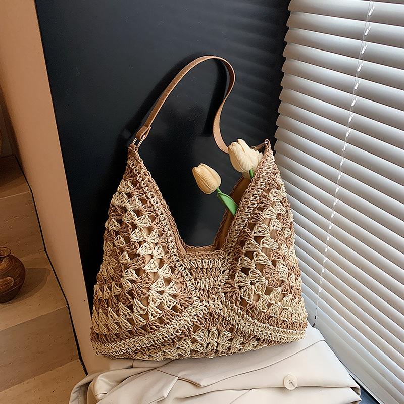 Popular beach bags women's new summer woven bags seaside vacation straw bags shoulder armpit bags