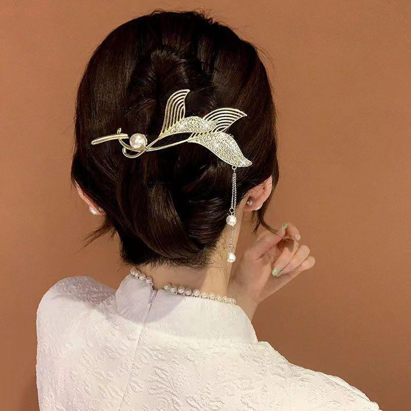 Lily of the Valley Hanfu Hairpin: Women's Elegant Tassel Bun Clip Hair Accessory