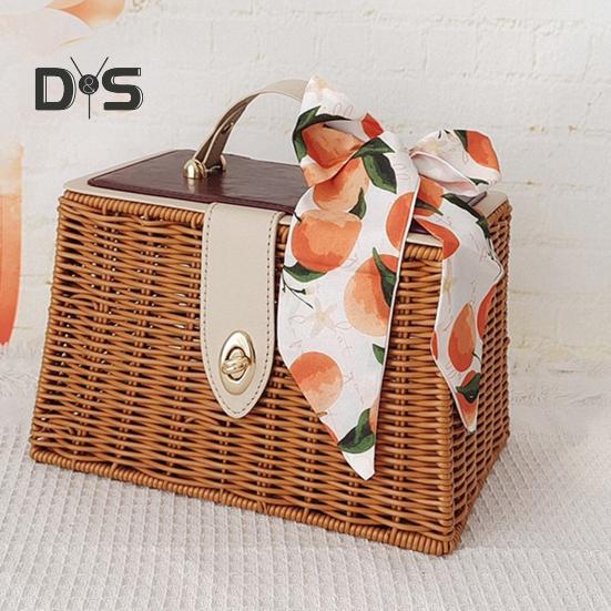 Gift Basket with Swinging Clasp Faux Rattan Woven Basket with Handle Party Favor Storage Basket for Chocolates Candies Wedding Birthday