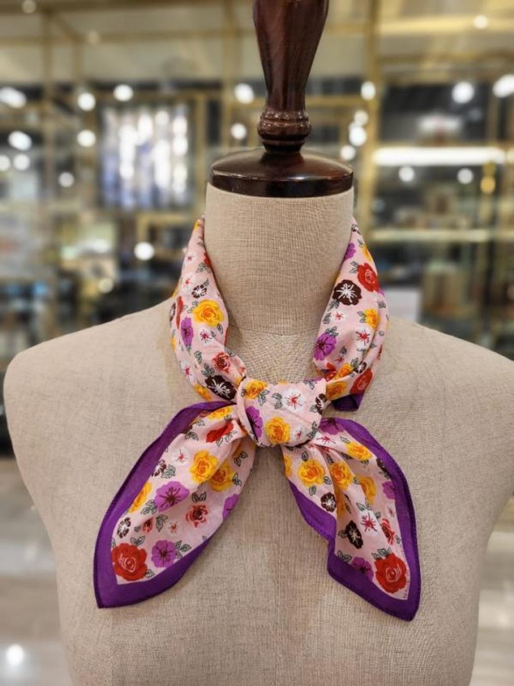 

Small Rose 100% Cotton E20S2CO209