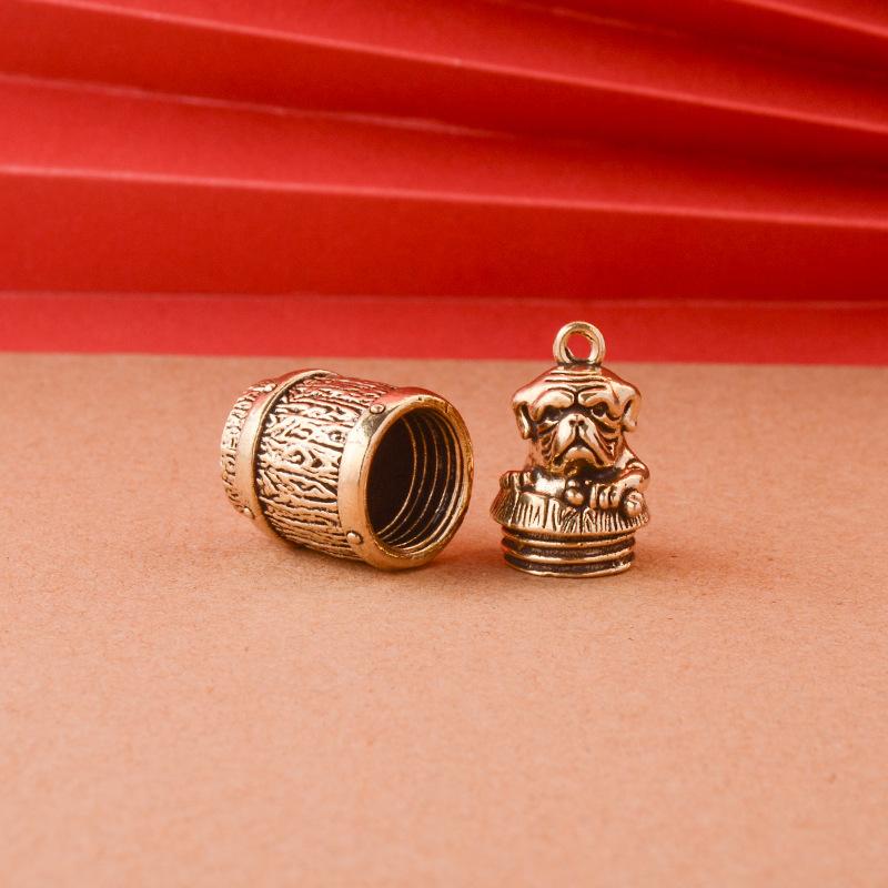 

Creative Brass Barrel Dog Keychain Pendant Hollow Out Bottle Decor Ashes Holder Tea Pet Bucket Dog Figurine медный