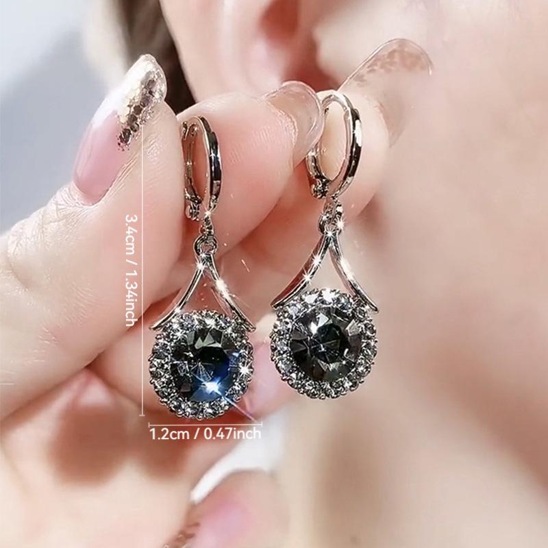 

Retro Gray Zircon Round Earrings: Women s High-End Versatile Ear Cuffs with Hong Kong Style Luxury Appeal серый