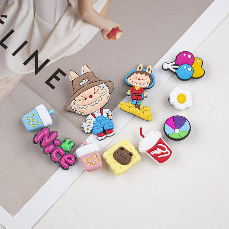 

1 комплект подвесок Labubu, тапочки, декоративные аксессуары, обувь, цветок, сандалии, украшения, украшение для обуви, сделай сам, пряжки для обуви