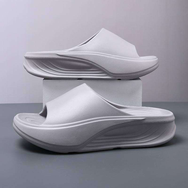 Men's Slippers Outdoor Indoor Beach Sandals Comfortable Thick Soft Sole Slides Men Casual Shoes Men Flip-flops Slippers