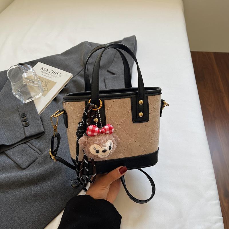 

Модная портативная сумка-ведро в иностранном стиле, женская, 2025 год, новая, ретро, высокая ценность, на плечо, повседневная, для поездок, сумка-мессенджер хаки