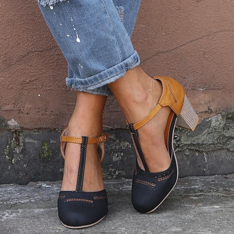 Summer New Fashion Women'S High Heel Sandals Ladies Pointed Toe Sandals Chunky Heel Shoes Plus Size 35-43