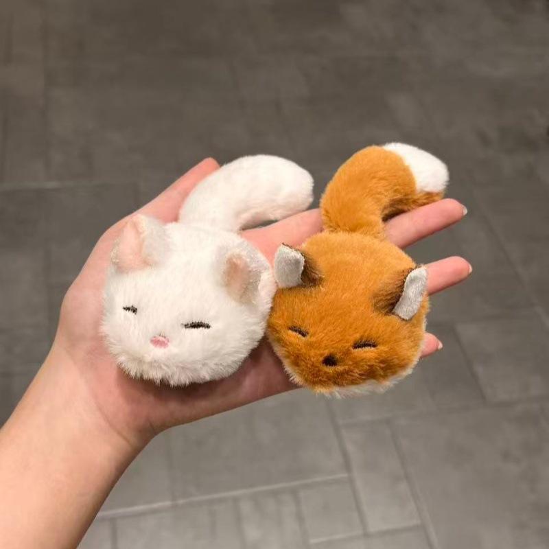 1 Stück Süße Plüschfuchs Haarspangen für Damen Mädchen Pony Seitenhaarklammer Y2K Kawaii Tier-Haarschmuck Geschenke