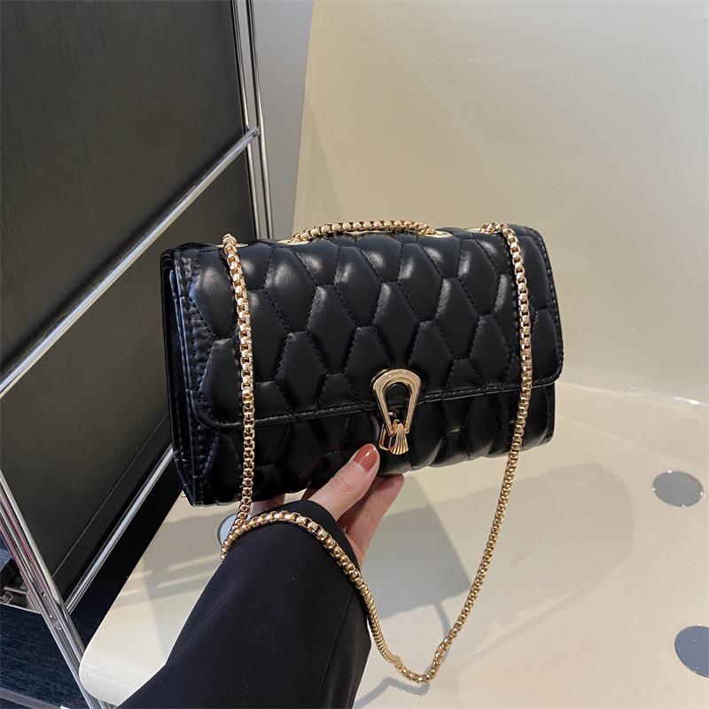 Women s Spring 2024 New Trendy Fashion Chain Bag Street Style Small Square Bag Black