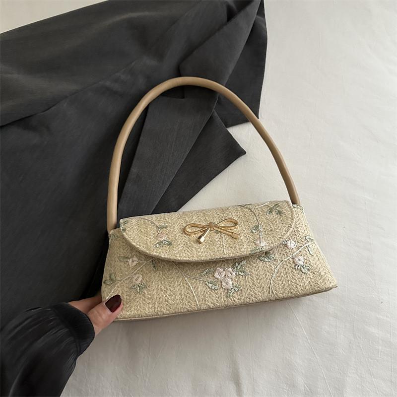 

Fashionable Korean Style Small Square Shoulder Bag Soft And Versatile Perfect For Outings хакі