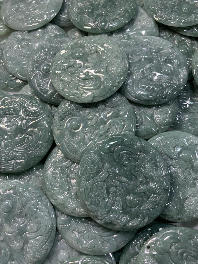 Naturalny Jadeit Klasy A Niebieska Woda Karta Błogosławieństwa Wielu Tematów Wachlarz Wisiorek