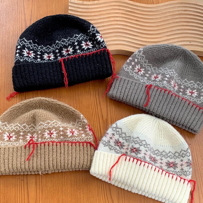 Snow Pattern Knitted Wool Hat for Women In Winter Jacquard Fair Island Style Warm Baotou Hat New Christmas Hat