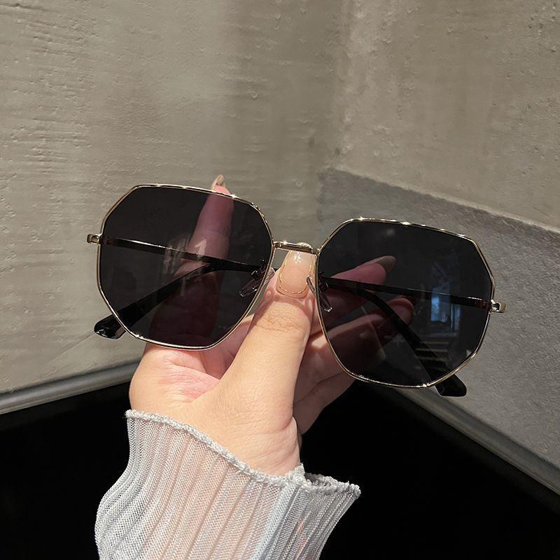 New Men Driving Sunglasses Retro Spring Leg Eyeglasses Outdoor Sports Metal Frame Women's Eyewear UV400