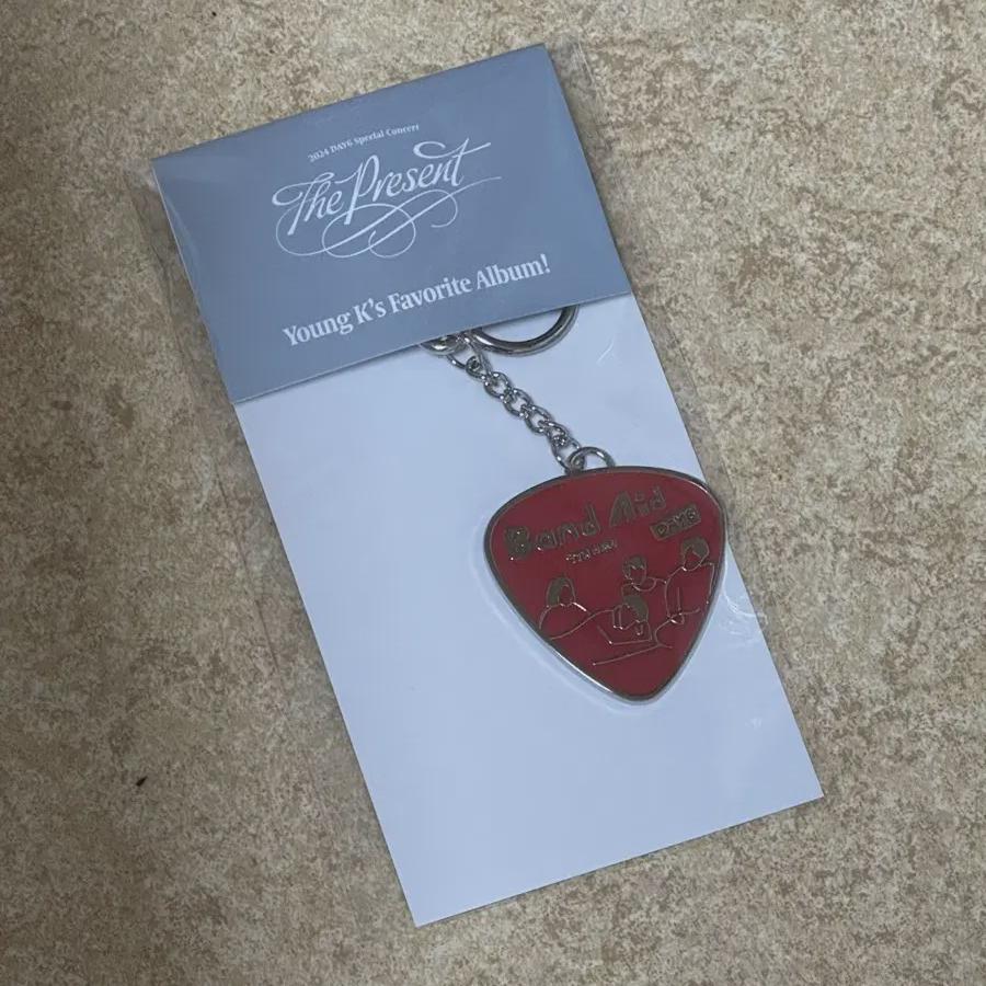 

DAY6 Klcon Md Металлический брелок для ключей Young K