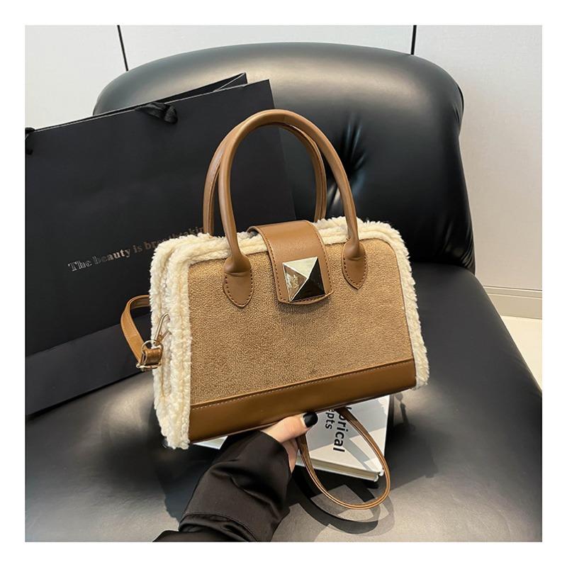 Fashion Lock Portable Small Square Bag Winter New Fashionable Shoulder Bag Simple Commuter Messenger Bag