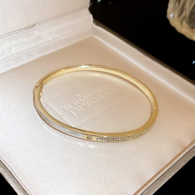 

Легкий роскошный и высококачественный браслет из микро-инкрустированного циркония с модным темпераментом, нишевый и универсальный браслет, аксессуар ручной работы