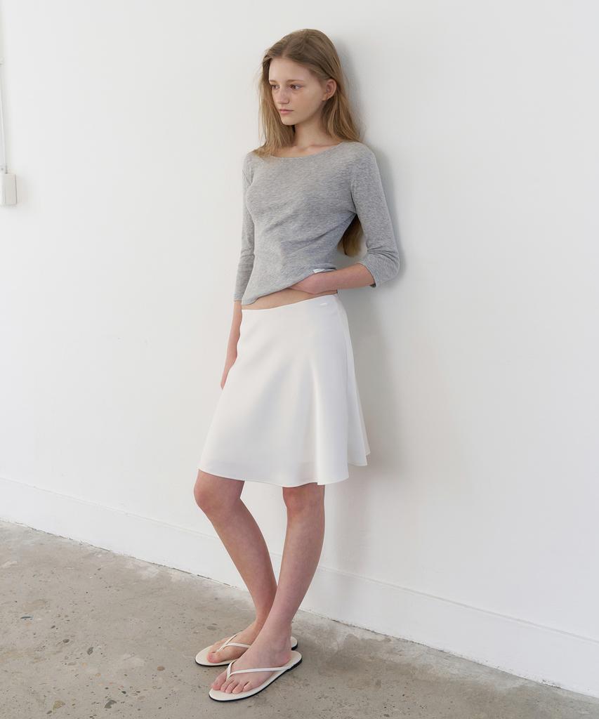 Retera Silky Flare Satin Skirt