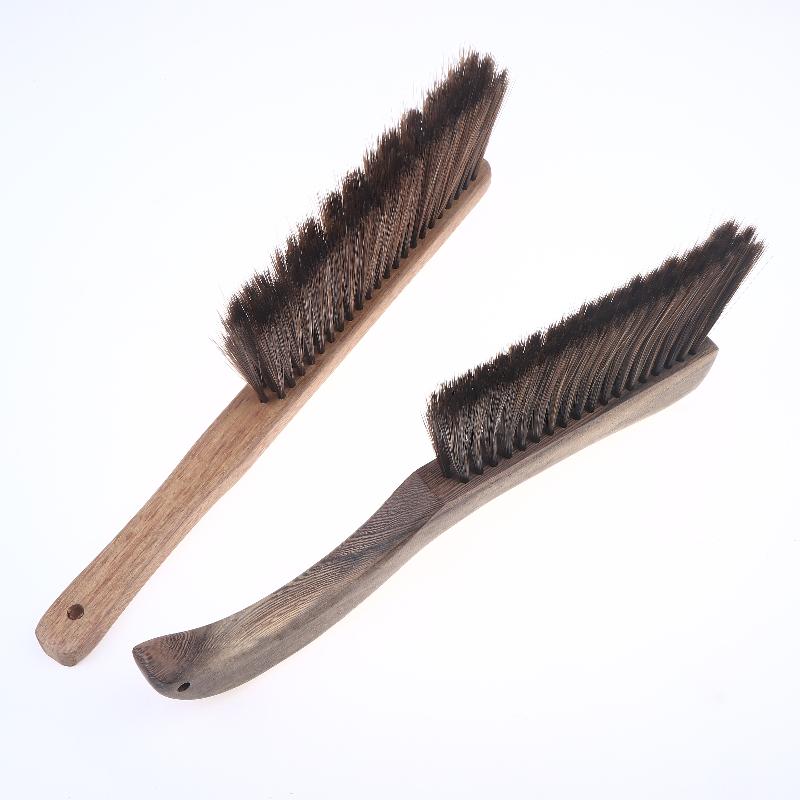 Long Handle Soft Bristle Chicken Wing Wood Bed Dust Cleaning Brush Household Bedroom Floor Cleaning Tool