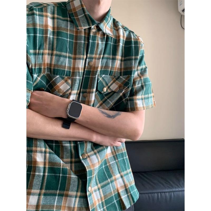 Men's Retro Plaid Short Sleeve Shirt Casual Loose Fit Double Pocket Button Up Top