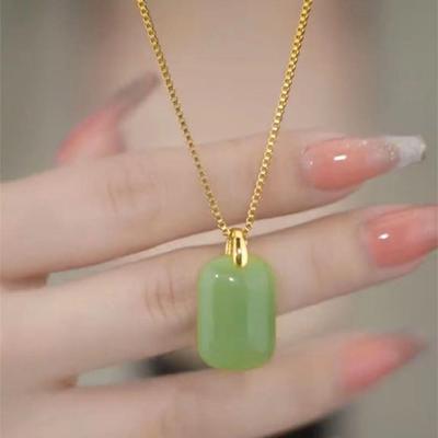 2023 Bestseller Grüner Jade Wushi Pai Halskette für Damen – Luxuriös, Modisch, Vielseitig, Perfektes Geschenk für Freunde