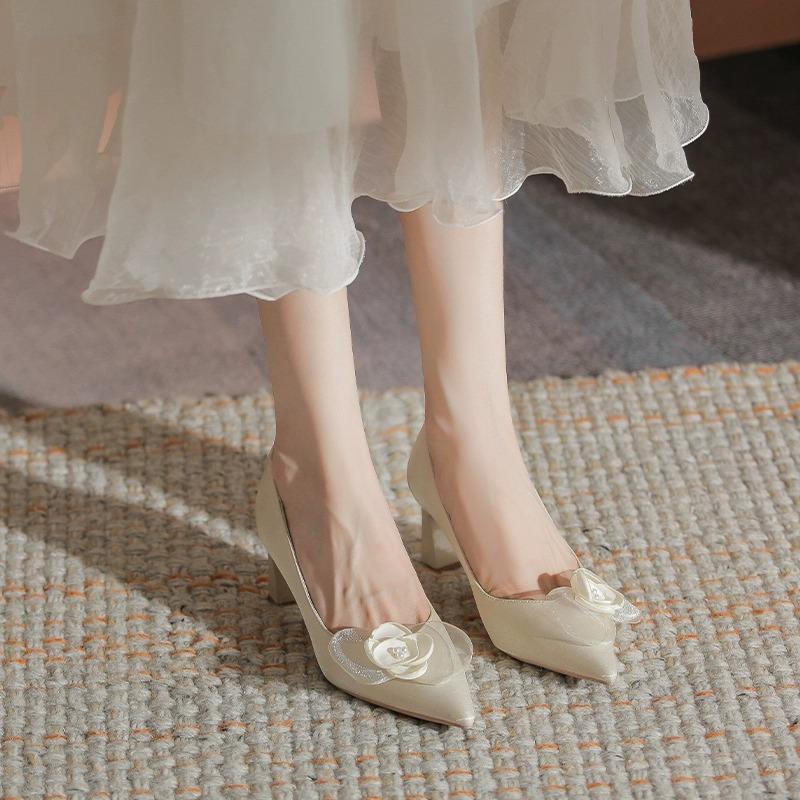 Frans wit hoofdjurk trouwschoenen damesschoenen dikke hakken zijn geen vermoeide voeten satijn verloving bruid hoge hakken temperament bruidsmeisje dames enkel s
