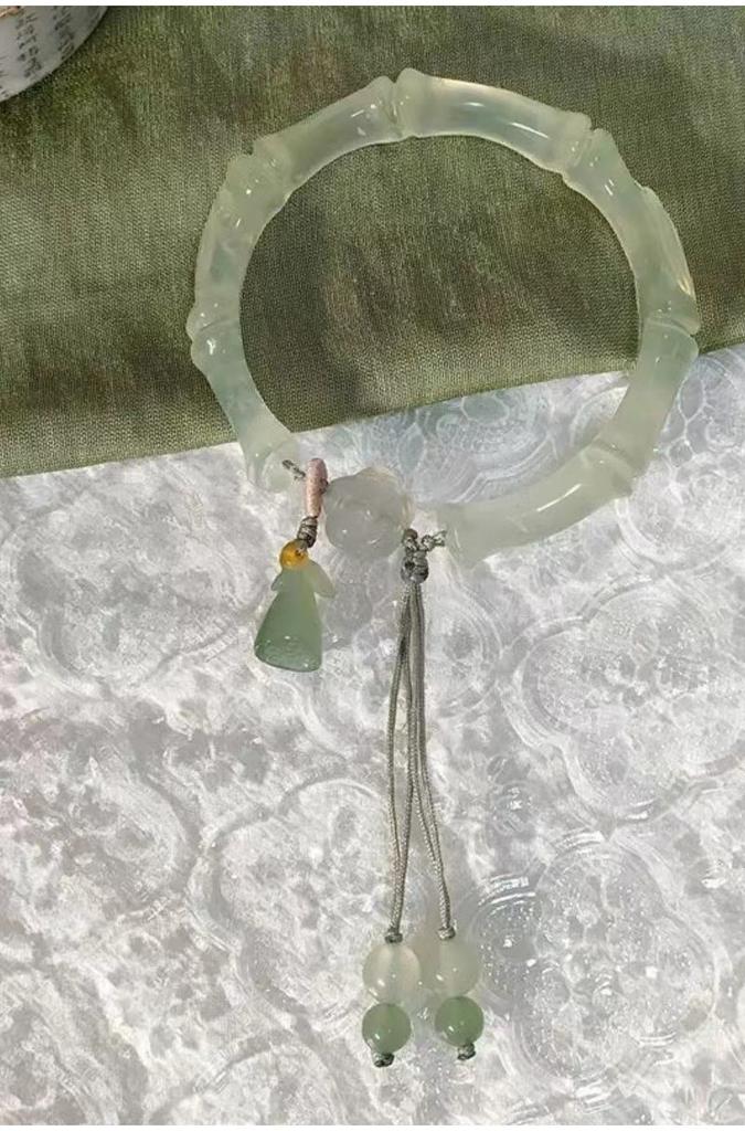 Exquisite New Chinese Style Green Beaded Pendant Bracelet For Women With Unique Design