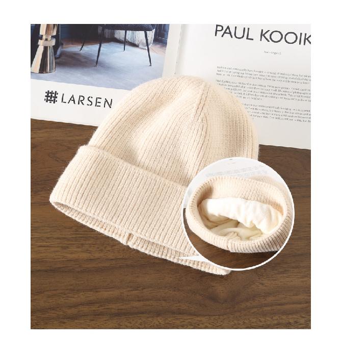 Women's autumn and winter solid-color, fleece-lined, warm knitted hat for outdoor activities, cycling, and cold weather protection, with ear flaps