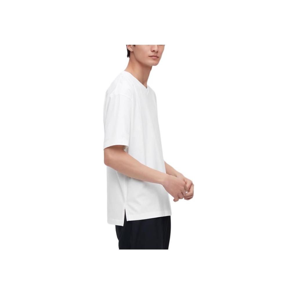 Uniqlo Solid Color V-Neck Pullover Short Sleeve T-Shirt Unisex Tops 455364-00