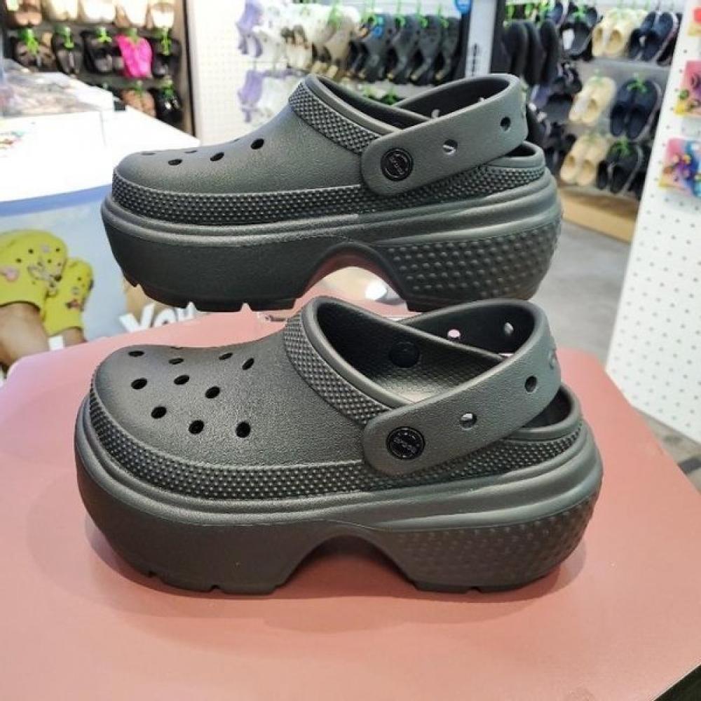 

Crocs Hc14 Crocs Stomp Clogs Black 209347 001 black/240