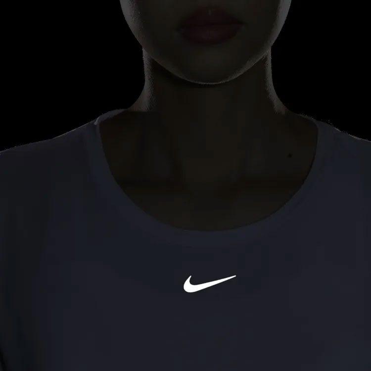 Nike T Shirts Women's Purple Crew Neck Moderate Straight Fit DD0619-530