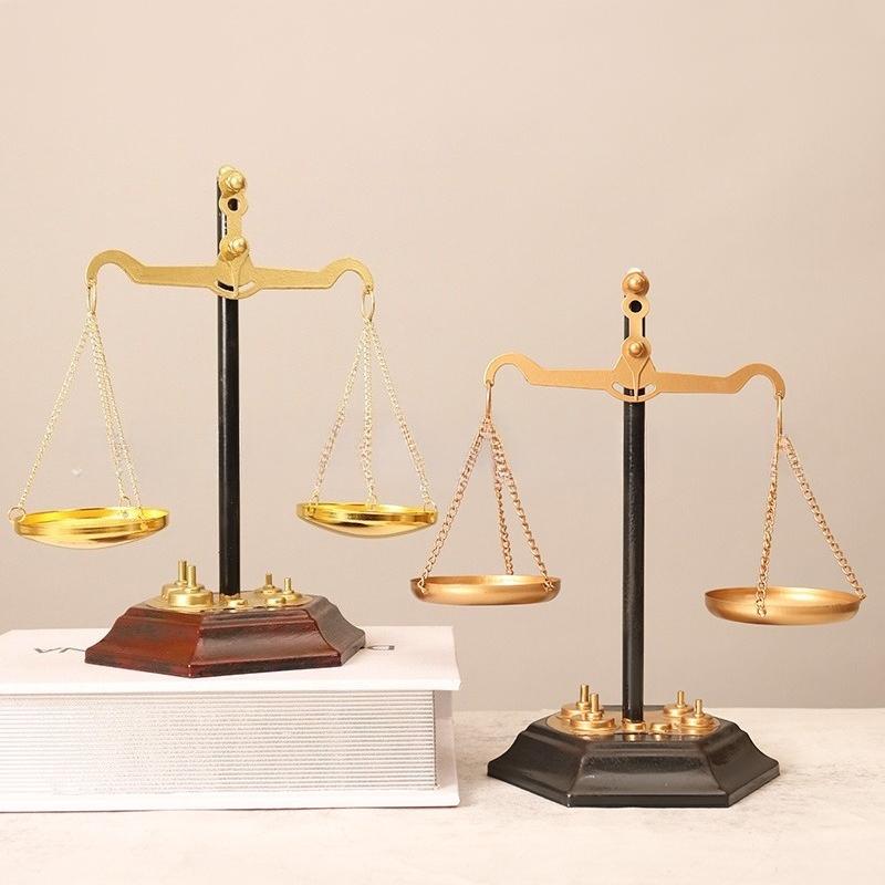 Creative Desktop Ornament Retro Nostalgic Old-fashioned Handmade Wrought Iron Balance Craft Scale Porch Window Decoration