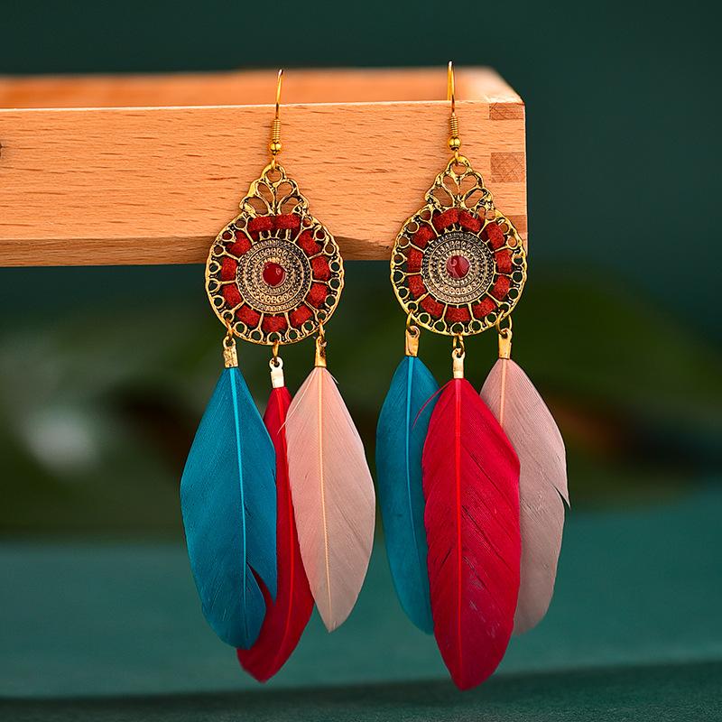 Bohemian Vintage Long Round Winding Feather Earrings for Women Ethnic Simple Elegant Dangle Earring Female Vacation Jewelry