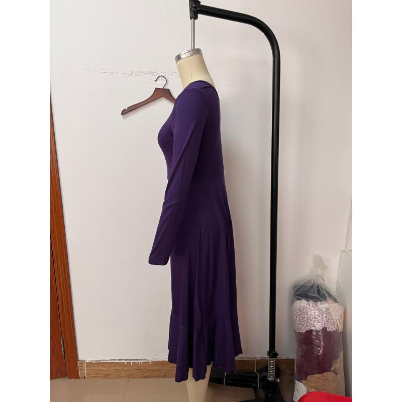 Fashionable and Elegant Solid Color Long Sleeve Round Neck Women's Dress In Autumn and Winter