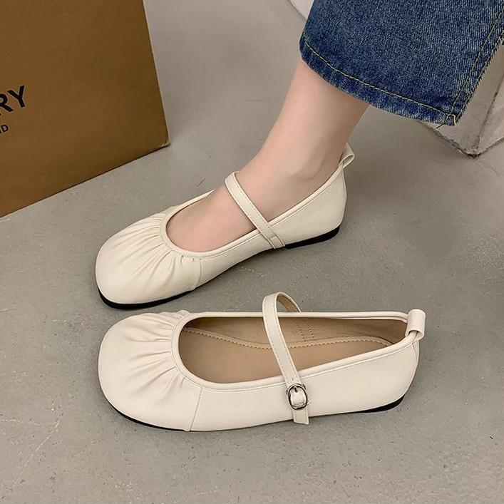 Spring new fairy style one-word buckle with Mary Jane shoes round head flat-bottomed temperament fashionable versatile small leather shoes single shoe